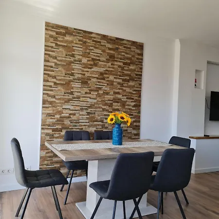 Yumboflat Two Bedroom Appartamento