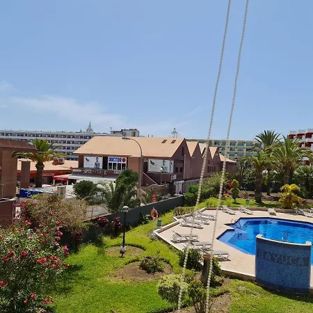 Yumboflat Two Bedroom Apartment *