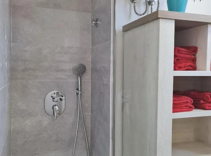 Yumboflat Two Bedroom Апартаменти *