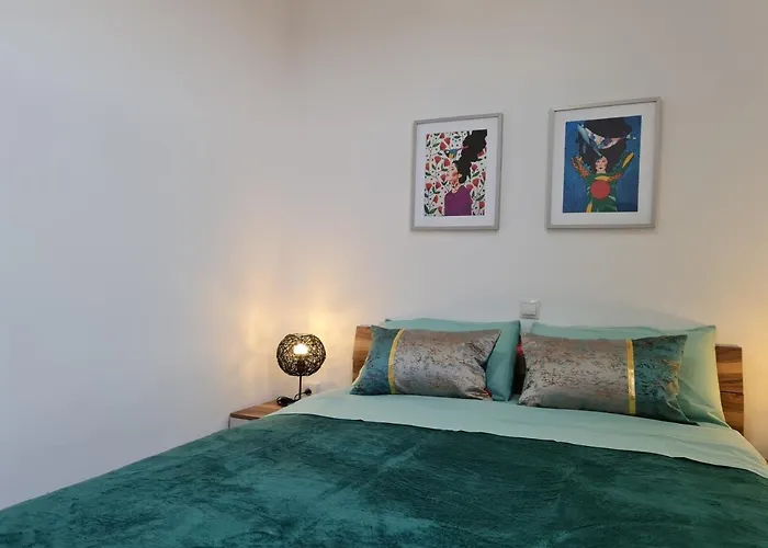 Yumboflat Two Bedroom