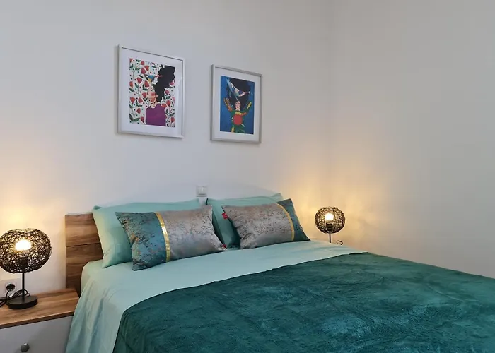 Yumboflat Two Bedroom