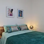 Yumboflat Two Bedroom